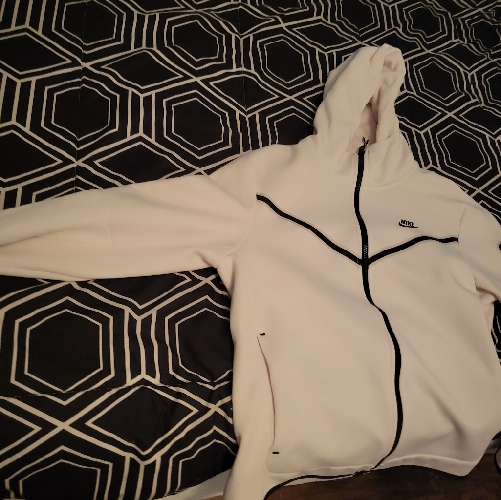 White Nike Tech Brand New